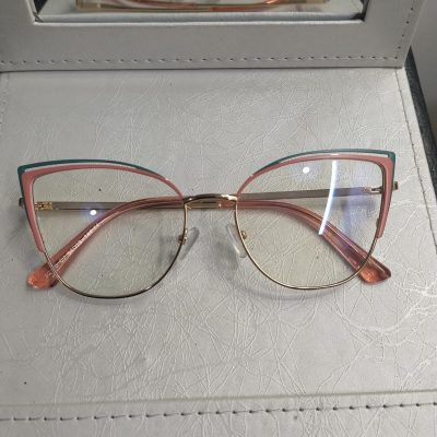 Armazón metal rosado y celeste